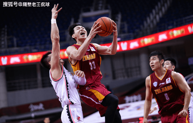 15, 朗斯主场不敌弱旅爆冷门输球  